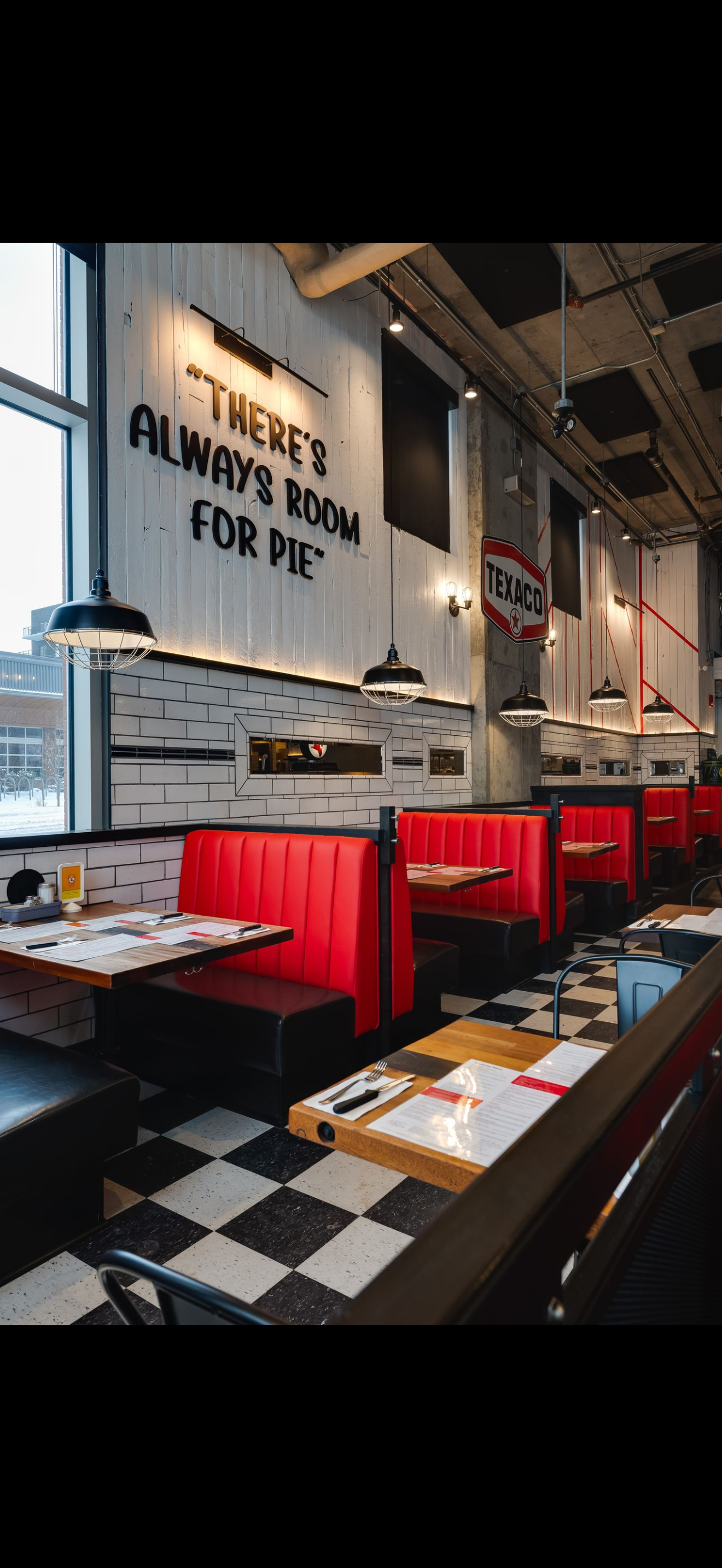 Inside Hathaway's Diner